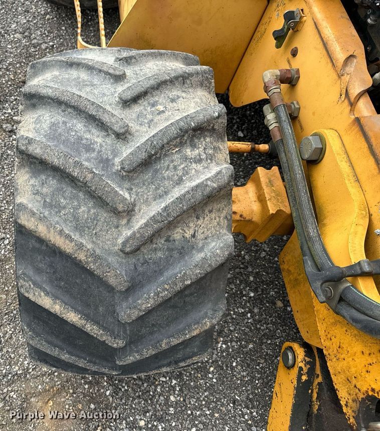 image for item OG9690 1999 Case 560 trencher