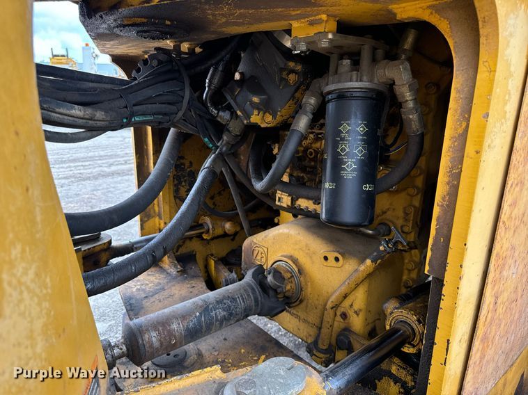 image for item OG9691 1998 John Deere  624H wheel loader