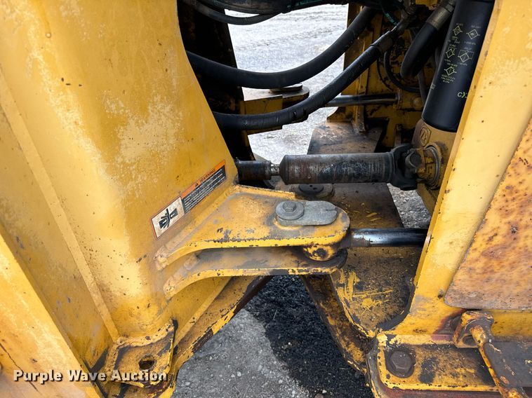 image for item OG9691 1998 John Deere  624H wheel loader