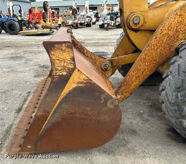 image for item OG9691 1998 John Deere  624H wheel loader