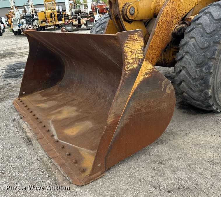 image for item OG9691 1998 John Deere  624H wheel loader