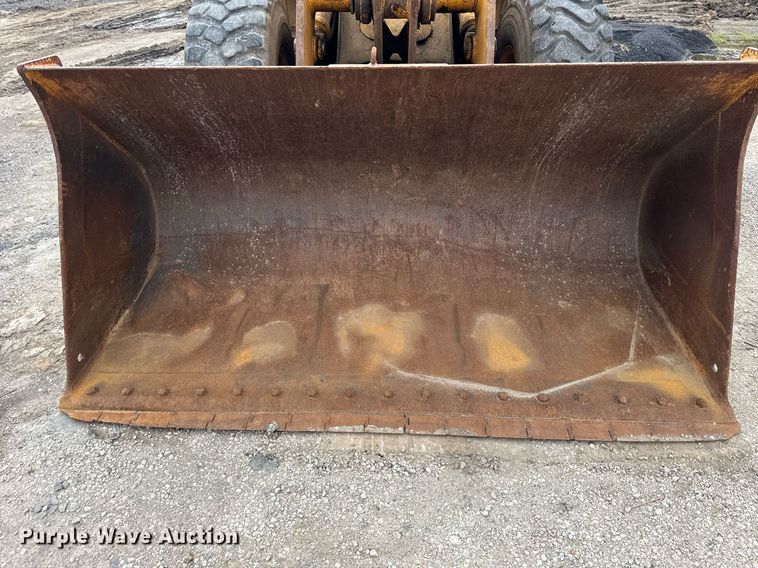 image for item OG9691 1998 John Deere  624H wheel loader