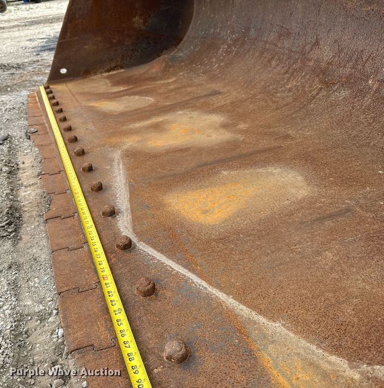 image for item OG9691 1998 John Deere  624H wheel loader