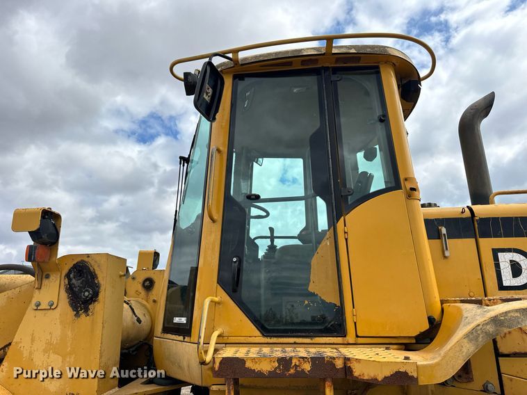 image for item OG9691 1998 John Deere  624H wheel loader