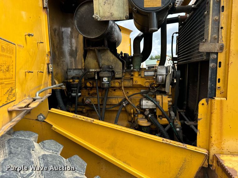 image for item OG9691 1998 John Deere  624H wheel loader