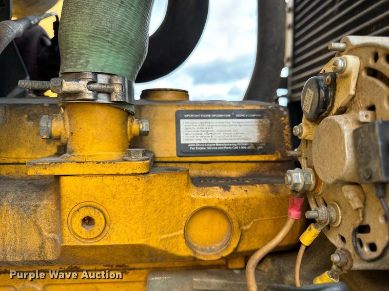 image for item OG9691 1998 John Deere  624H wheel loader