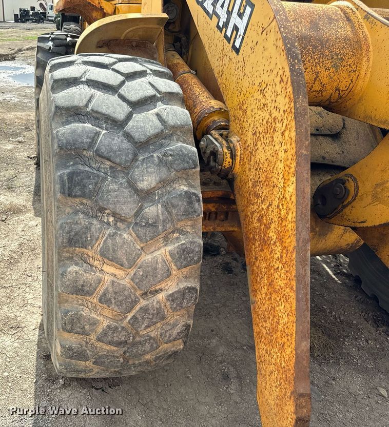 image for item OG9691 1998 John Deere  624H wheel loader