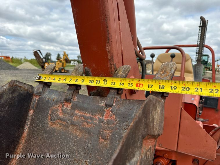 image for item OG9692 1991 Ditch Witch  4010DD trencher