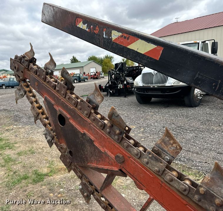 image for item OG9692 1991 Ditch Witch  4010DD trencher