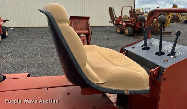 image for item OG9692 1991 Ditch Witch  4010DD trencher