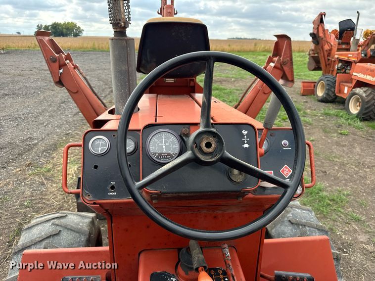 image for item OG9692 1991 Ditch Witch  4010DD trencher