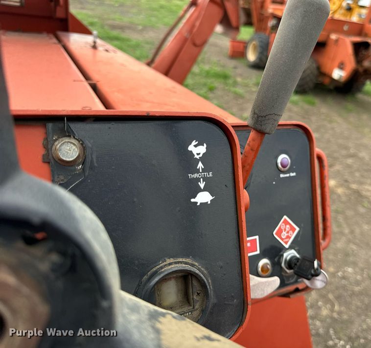 image for item OG9692 1991 Ditch Witch  4010DD trencher