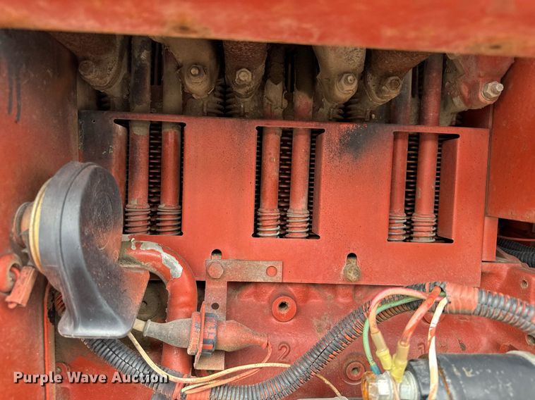 image for item OG9692 1991 Ditch Witch  4010DD trencher