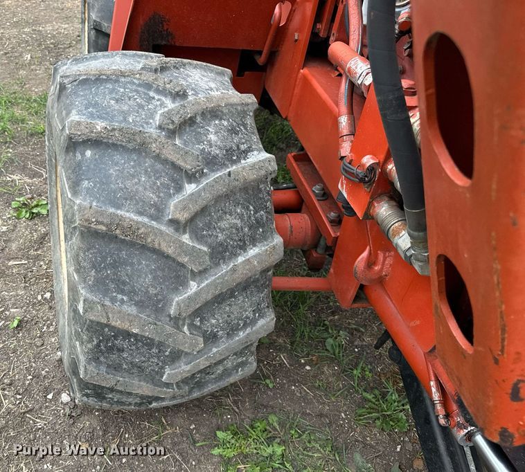 image for item OG9692 1991 Ditch Witch  4010DD trencher