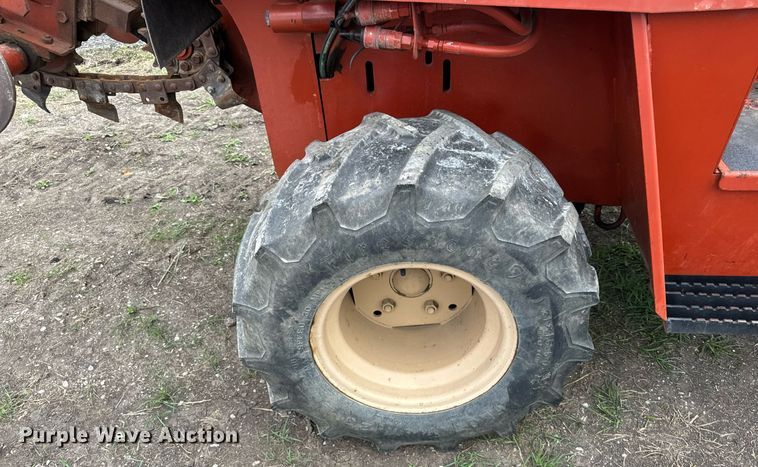 image for item OG9692 1991 Ditch Witch  4010DD trencher