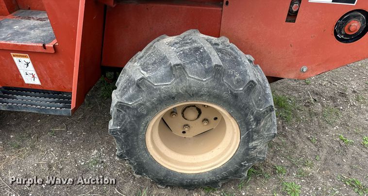 image for item OG9692 1991 Ditch Witch  4010DD trencher