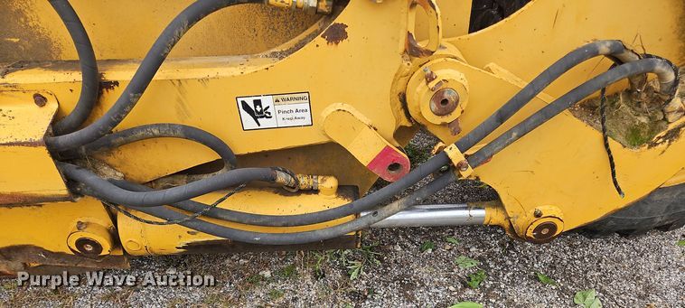 image for item OJ9868 2001 John Deere 1812C scraper