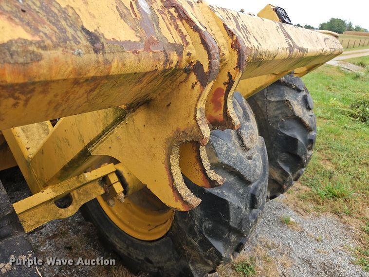 image for item OJ9868 2001 John Deere 1812C scraper