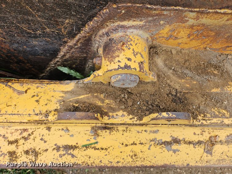 image for item OJ9868 2001 John Deere 1812C scraper