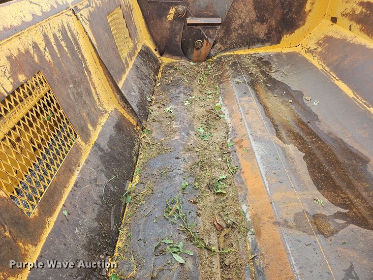 image for item OJ9868 2001 John Deere 1812C scraper