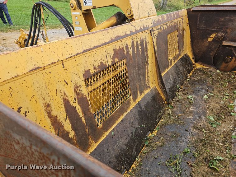 image for item OJ9868 2001 John Deere 1812C scraper