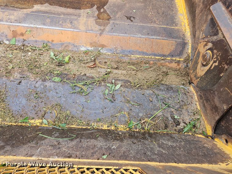 image for item OJ9868 2001 John Deere 1812C scraper