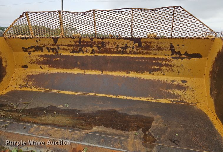 image for item OJ9868 2001 John Deere 1812C scraper