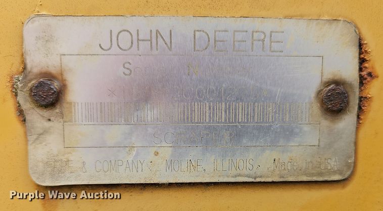 image for item OJ9868 2001 John Deere 1812C scraper