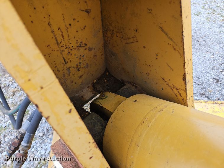 image for item OJ9869 2000 John Deere 1812C scraper