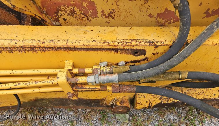 image for item OJ9869 2000 John Deere 1812C scraper