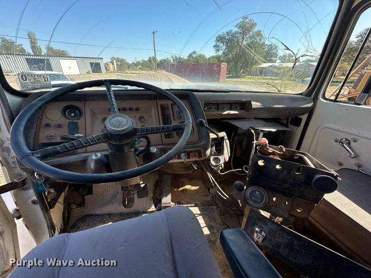 image for item DD3305 1978 Ford dump truck
