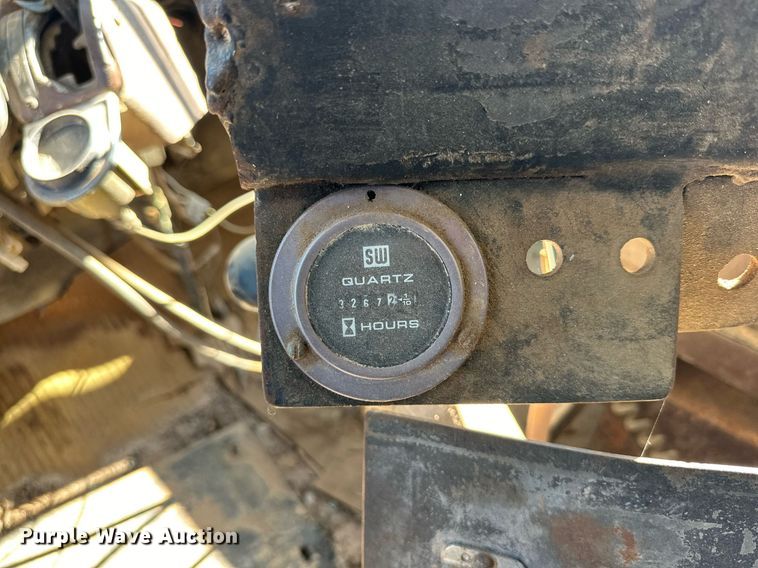 image for item DD3305 1978 Ford dump truck