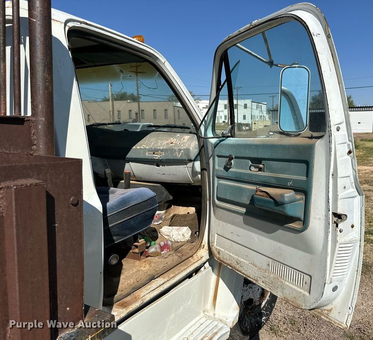 image for item DD3306 1973 Chevrolet C60 dump truck