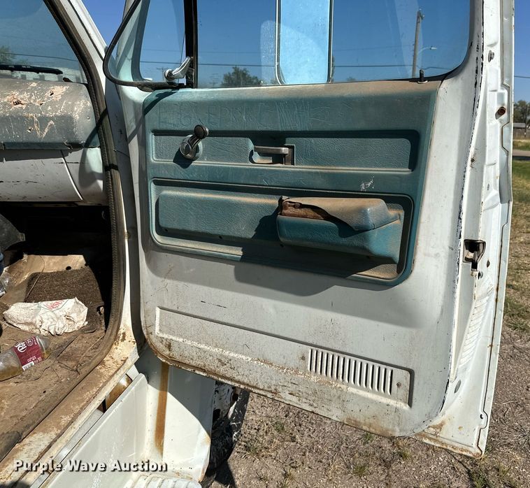 image for item DD3306 1973 Chevrolet C60 dump truck