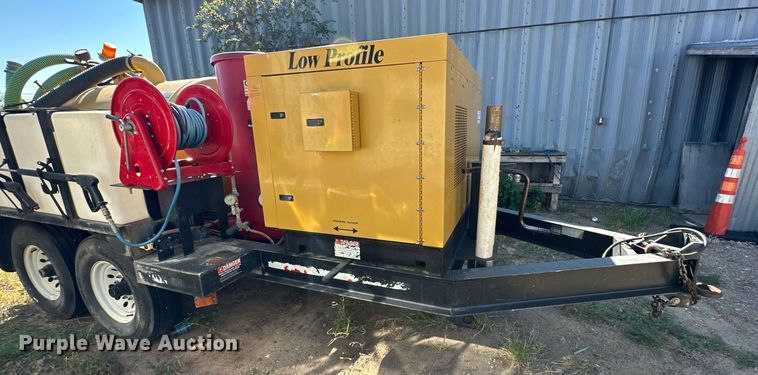 image for item DD3307 2010 Vac-Tron LP555DT vacuum excavator