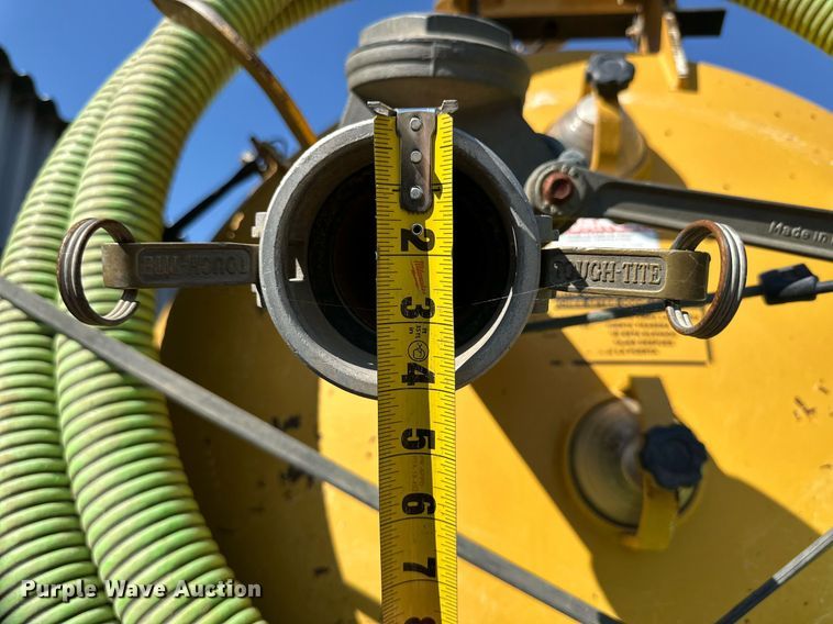 image for item DD3307 2010 Vac-Tron LP555DT vacuum excavator