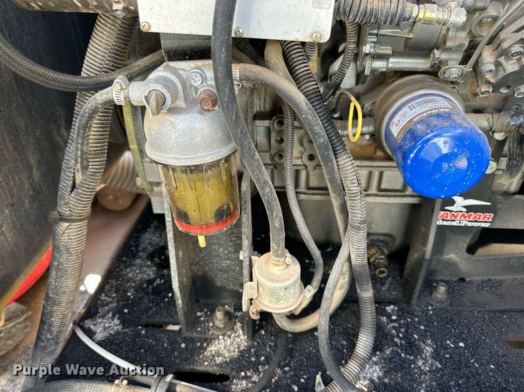 image for item DD3307 2010 Vac-Tron LP555DT vacuum excavator