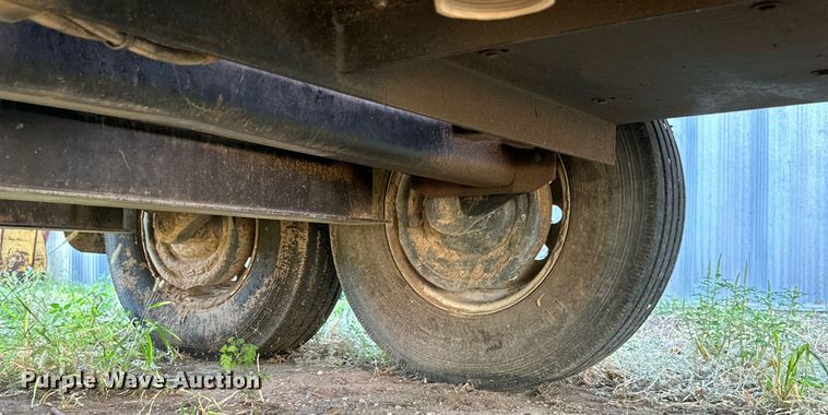 image for item DD3307 2010 Vac-Tron LP555DT vacuum excavator