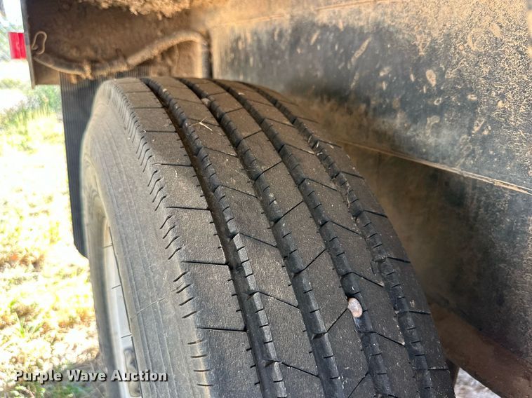 image for item DD3307 2010 Vac-Tron LP555DT vacuum excavator