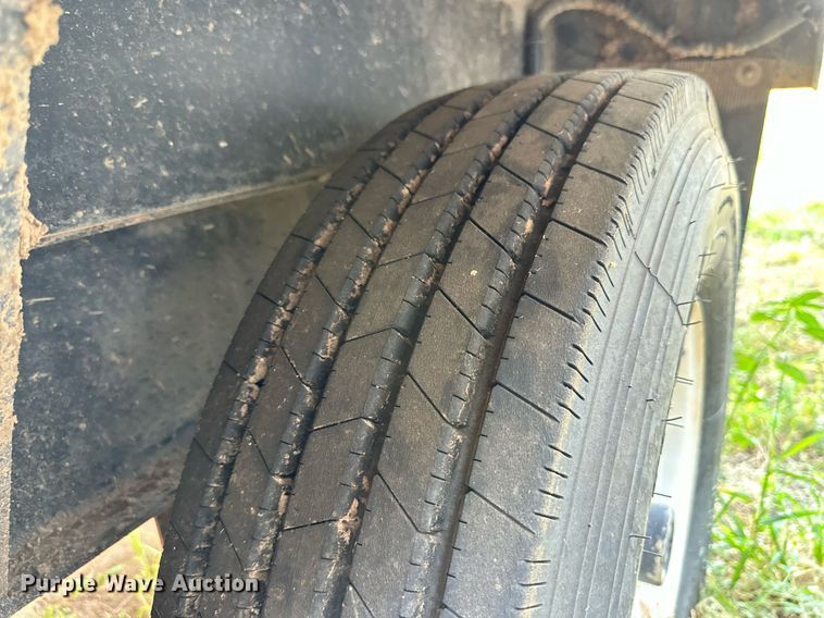 image for item DD3307 2010 Vac-Tron LP555DT vacuum excavator