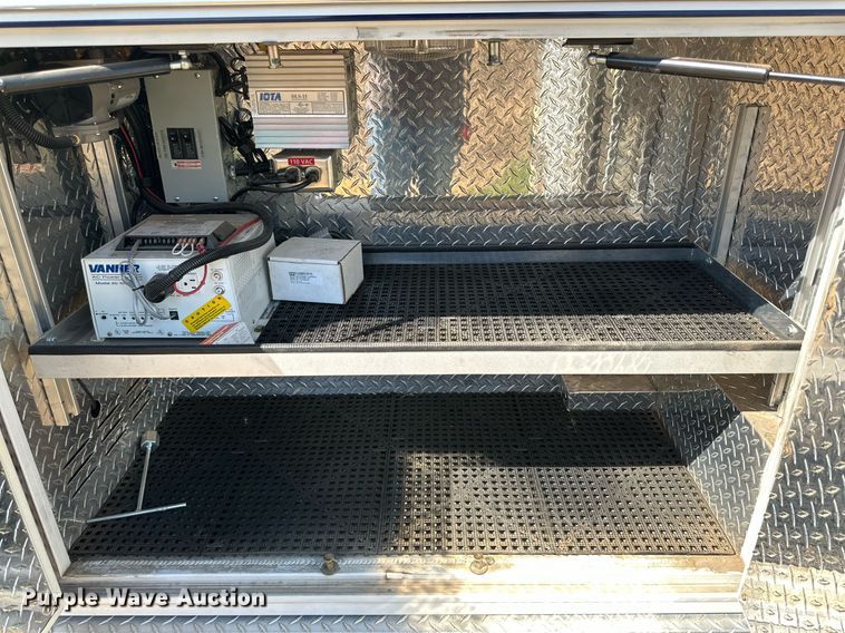 image for item DD3309 2002 Ford E450 ambulance