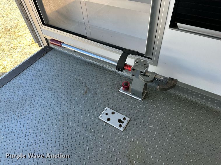 image for item DD3309 2002 Ford E450 ambulance