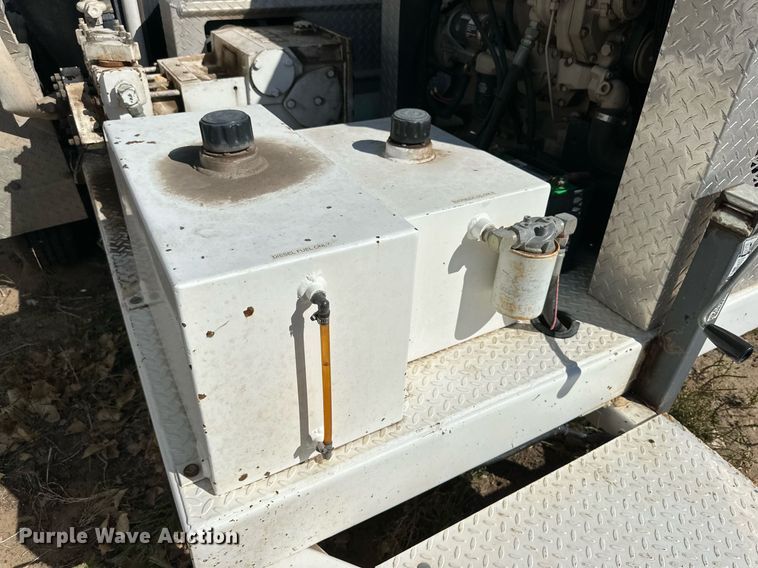 image for item DD3310 2004 Pipe Hunter 7834 sewer jetter trailer