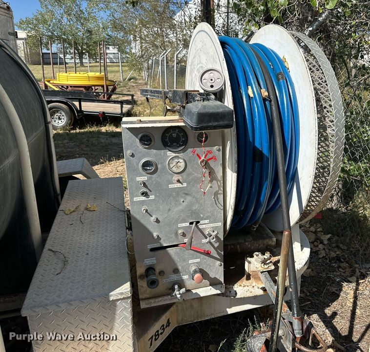 image for item DD3310 2004 Pipe Hunter 7834 sewer jetter trailer