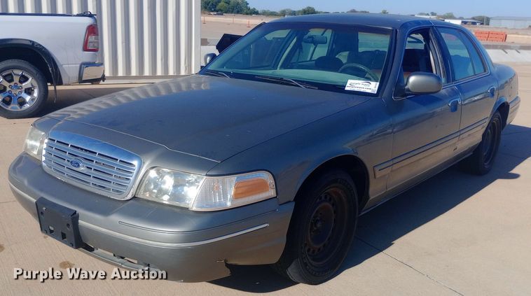 image for item DH1491 2000 Ford  Crown Victoria Police Interceptor 
