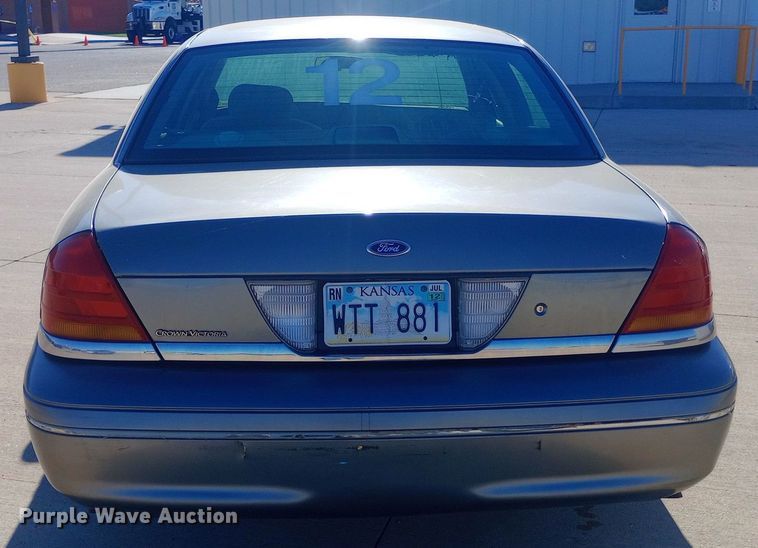 image for item DH1491 2000 Ford  Crown Victoria Police Interceptor 