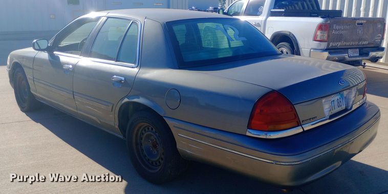 image for item DH1491 2000 Ford  Crown Victoria Police Interceptor 