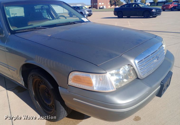 image for item DH1491 2000 Ford  Crown Victoria Police Interceptor 