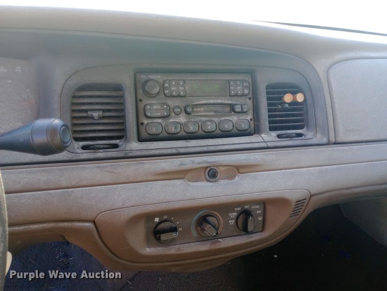 image for item DH1491 2000 Ford  Crown Victoria Police Interceptor 