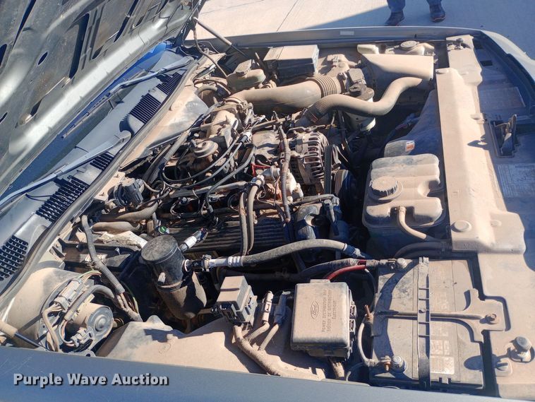 image for item DH1491 2000 Ford  Crown Victoria Police Interceptor 